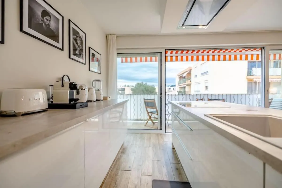 Appartement Saint-Tropez With Parking 0*,  France